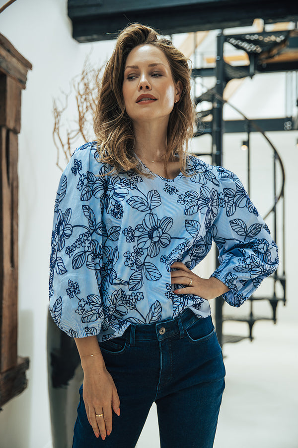 Aimee Blouse | Blauw licht